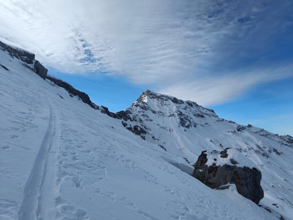 Skitour Engstligenalp Kandersteg ab Fondue-Iglu