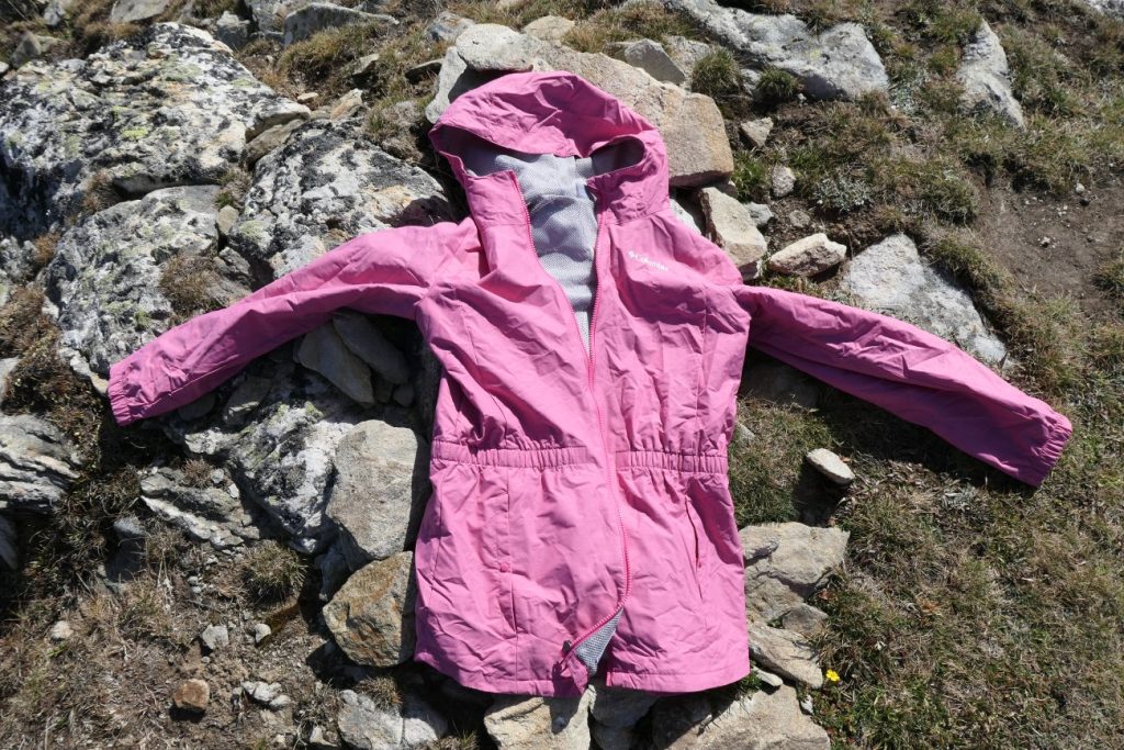 Columbia Girl's Lillian Ridge Waterproof Jacket im Einsatz