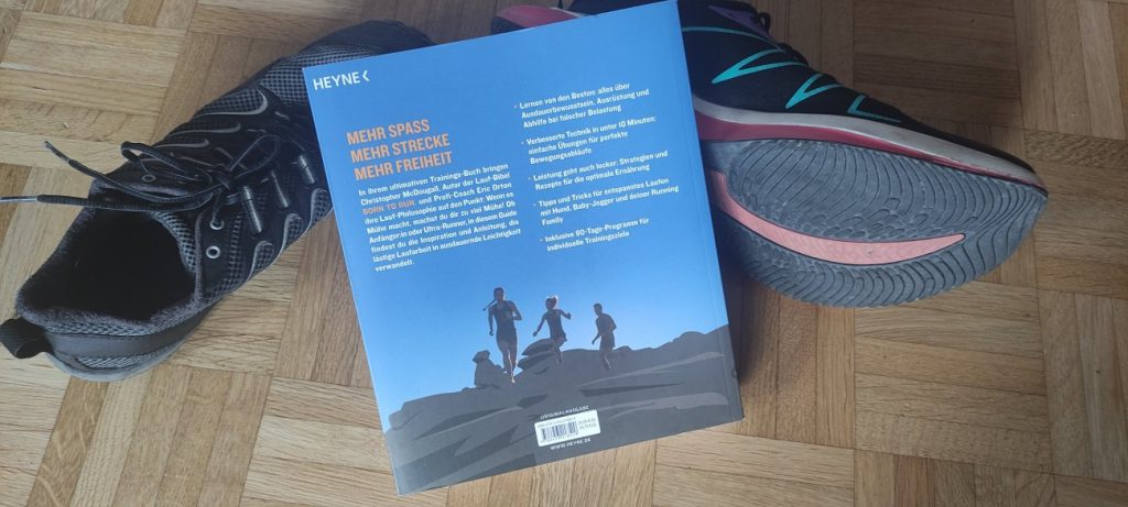 Rückseite des Born to Run Trainingsbuchs