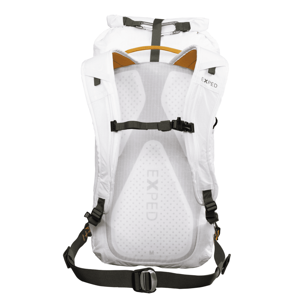 Rückansicht des robusten Exped Alpinrucksacks Whiteout