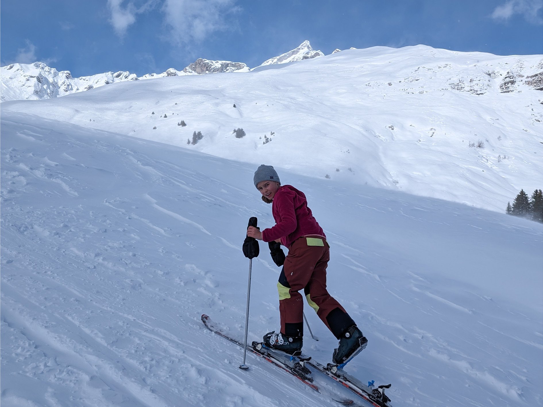 Skitouren Ausrüstung Kinder – Einsatz des Touring Adapters im Gelände